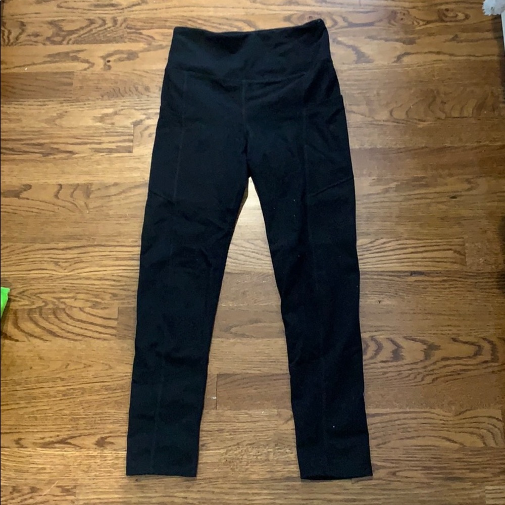 Athletic leggings